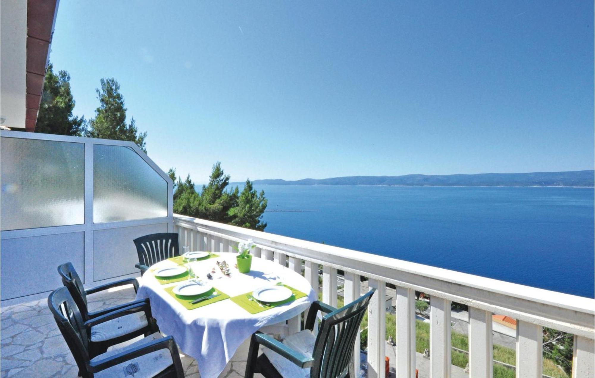2 Bedroom Nice Apartment In Mimice Exterior foto